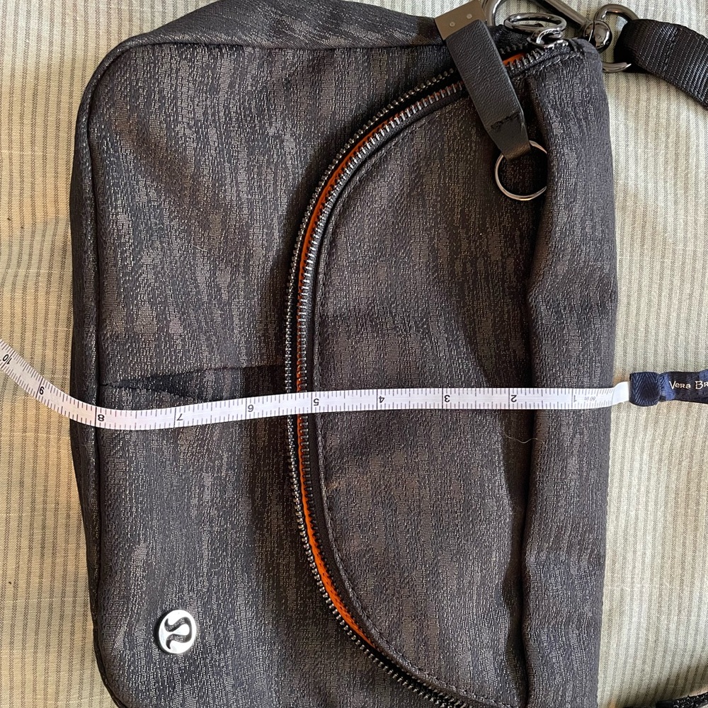 lululemon athletica Black Crossbody Bag - Picture 3 of 11